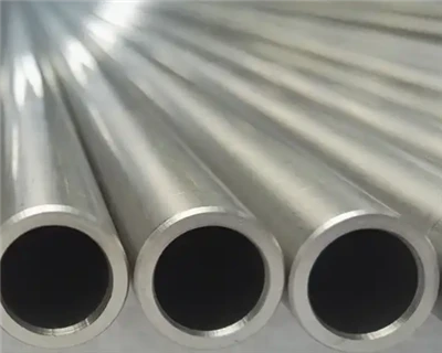 ASTM B338 titánötvözet